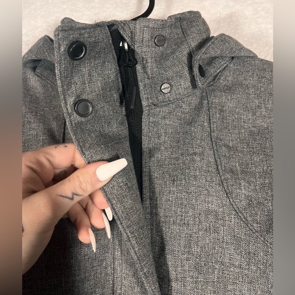 Ladies McKinley Jacket - Picture 9 of 14